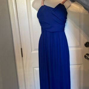 Strapless formal dress